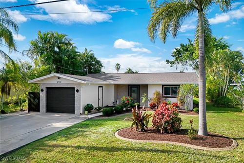 2131 Saint Croix Avenue, FORT MYERS, FL, 33905 | Card Image