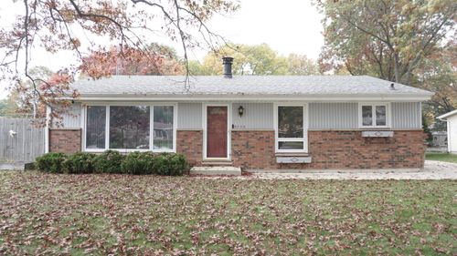 8708 2nd Ave, Pleasant Prairie, WI, 53158-4711 | Card Image