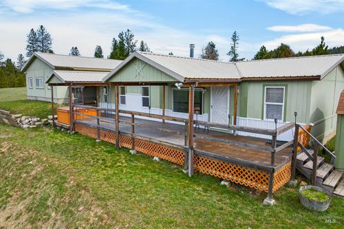 25 Woodland Dr, Garden Valley, ID, 83622-1018 | Card Image
