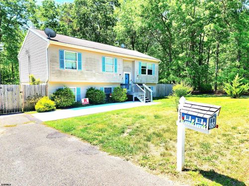 627 Dogwood Ave, Egg Harbor Township, NJ, 08234-5752 | Card Image