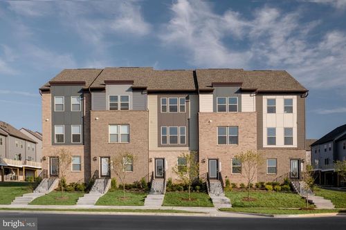 8790 Noether St, Manassas, VA, 20109-4054 | Card Image