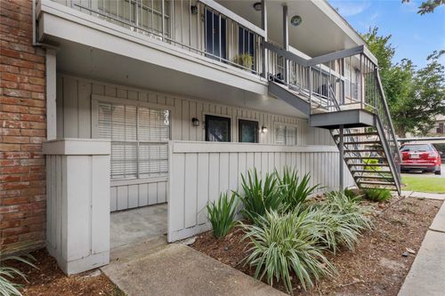 apt-83-2350 Bering Dr, Houston, TX, 77057-4729 | Card Image