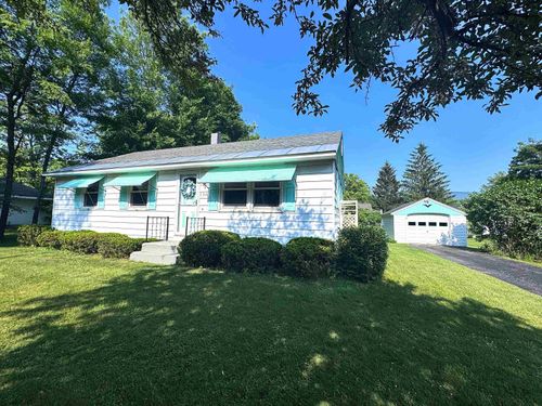 130 Sycamore Ln, Shaftsbury, VT, 05262-9585 | Card Image