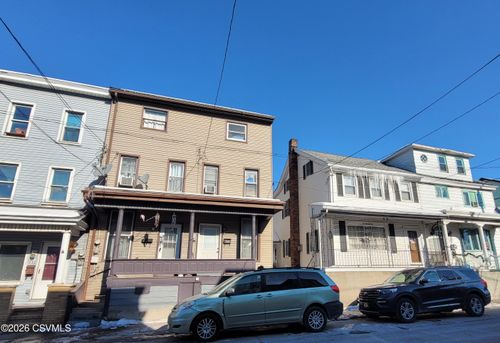 233 W Walnut St, Shamokin, PA, 17872-5365 | Card Image