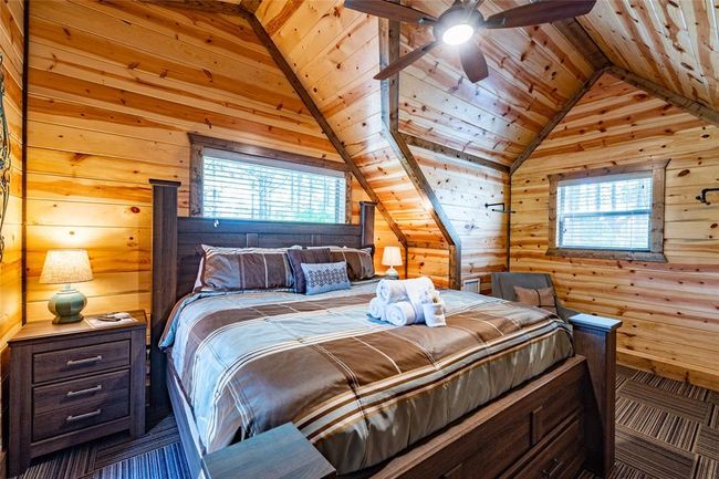 317 Sugar Pine Loop, House other with 4 bedrooms, 5 bathrooms and null parking in Broken Bow OK | Image 37