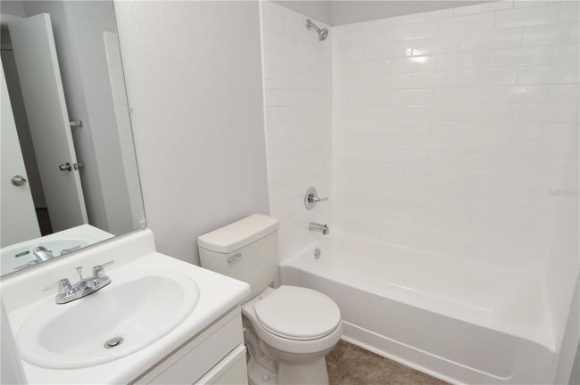 UNIT-202 - 8659 Fancy Finch Dr, Condo with 2 bedrooms, 2 bathrooms and null parking in TAMPA FL | Image 48