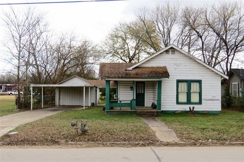 431 W Bell Ave, Rockdale, TX, 76567-2805 | Card Image