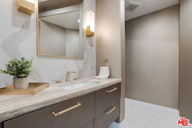 6721 Drexel Ave, House other with 4 bedrooms, 6 bathrooms and 2 parking in LOS ANGELES CA | Image 30