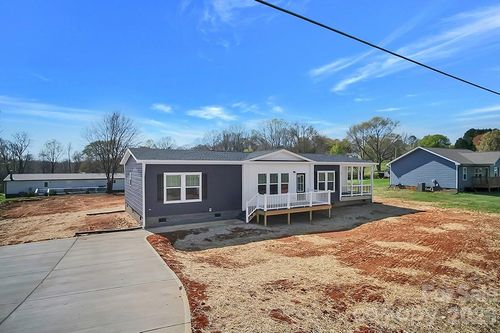 1423 Chatfield Rd, Shelby, NC, 28150-9490 | Card Image