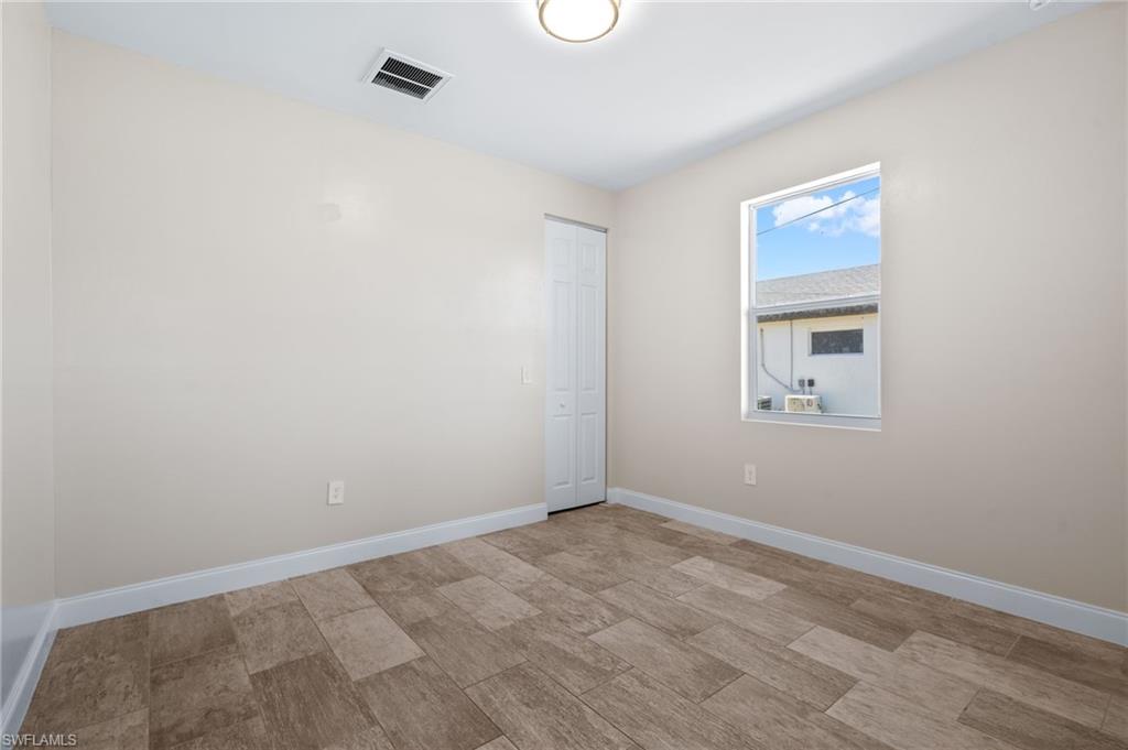 Residential in LEHIGH ACRES 5