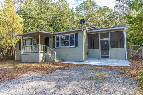 885 S Stephens St, Southern Pines, NC, 28387-4456 | Card Image