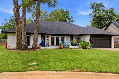 7405 Clayton Dr, Oklahoma City, OK, 73132-5633 | Card Image