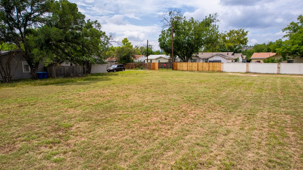 Land in Kerrville 3