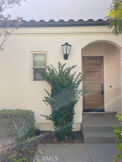 111 Holly Spgs, Irvine, CA, 92618 | Card Image