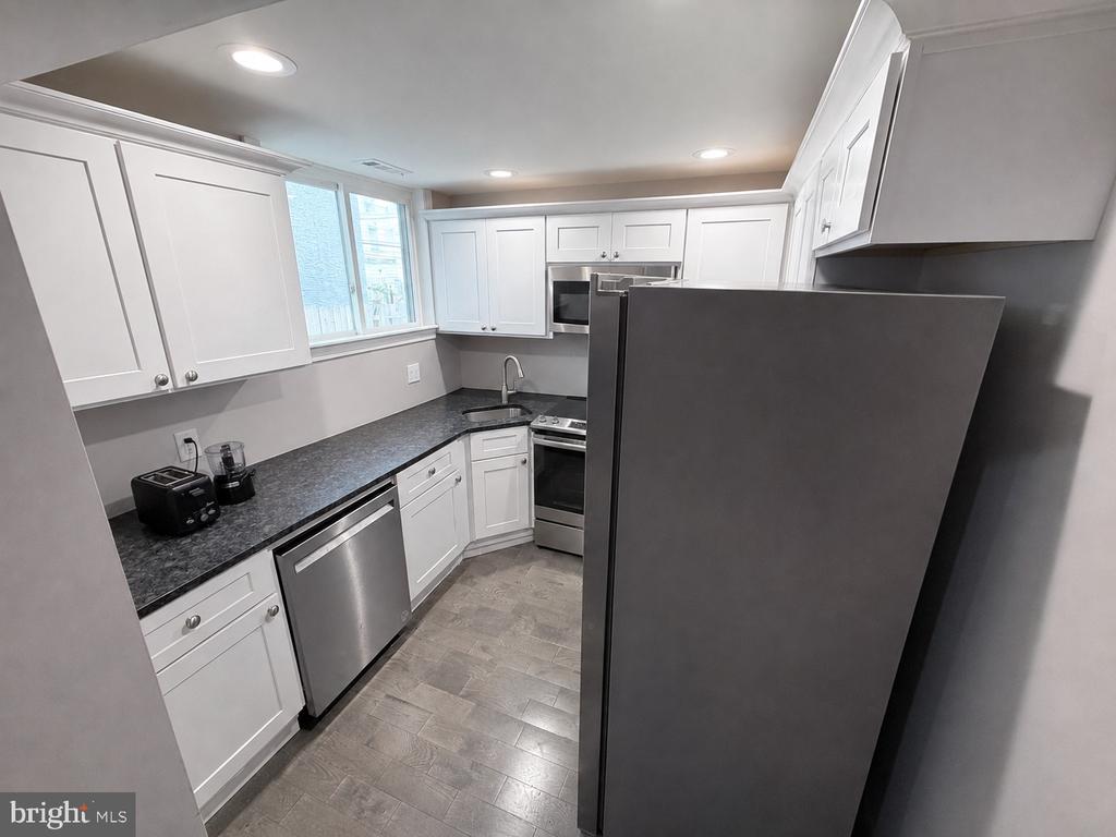 Residential in PHILADELPHIA 4