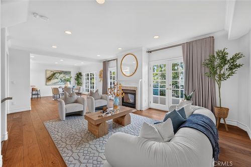 1-1820 Holmby Ave, Los Angeles, CA, 90025-4996 | Card Image
