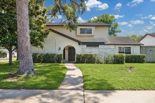 12503 Mooredale Ln, Houston, TX, 77024-1102 | Card Image