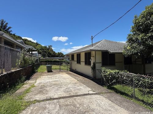 1703 Mahani Loop, Honolulu, HI, 96819-2833 | Card Image