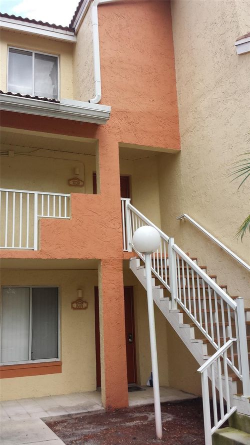 1039-1039 Coral Club Dr, Coral Springs, FL, 33071-5654 | Card Image