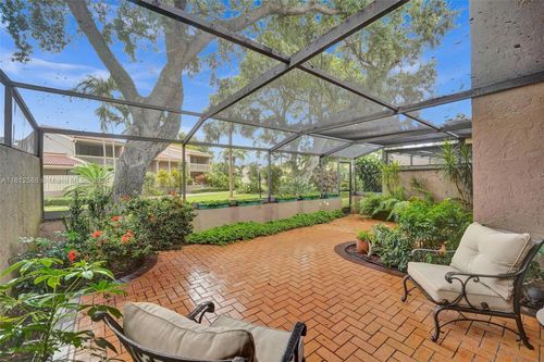 24-403 Bonnie Brae Way, Hollywood, FL, 33021-2904 | Card Image