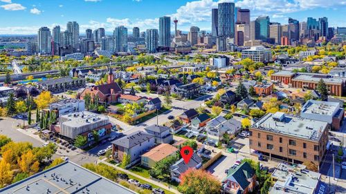 107 7a St Ne, Calgary, AB, T2E4E5 | Card Image