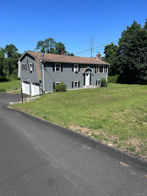 43 Higgins Hwy, Mansfield Center, CT, 06250-1411 | Card Image