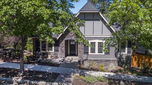 2386 Nw Lemhi Pass Dr, Bend, OR, 97703-6782 | Card Image