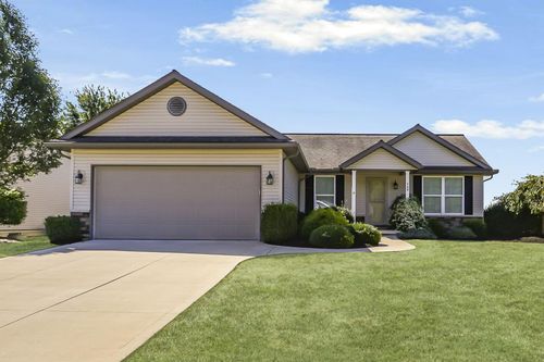 127 Struble Cir, Fredericktown, OH, 43019-8062 | Card Image