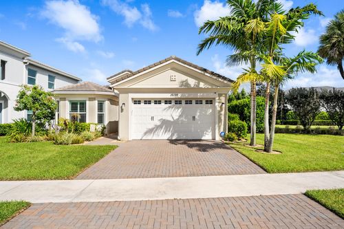 15199 Goldfinch Cir, Westlake, FL, 33470-7002 | Card Image