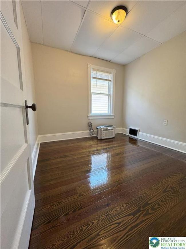 bedroom | Image 9