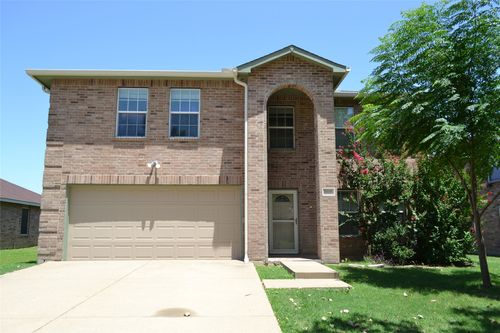 8105 York Beach Pl, Arlington, TX, 76002-3784 | Card Image
