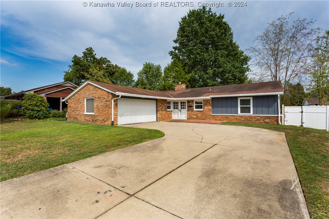 Karen Cir, Charleston, WV 25313