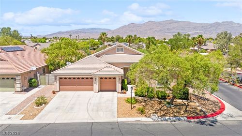 5432 Springer Spaniel Avenue, Las Vegas, NV, 89131 | Card Image