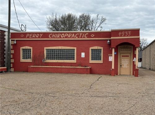 4933 Tuscarawas St W, Canton, OH, 44708-5011 | Card Image