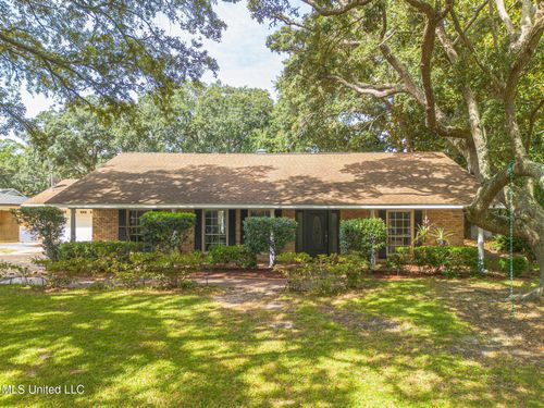 409 Linda Dr, Biloxi, MS, 39531-2306 | Card Image