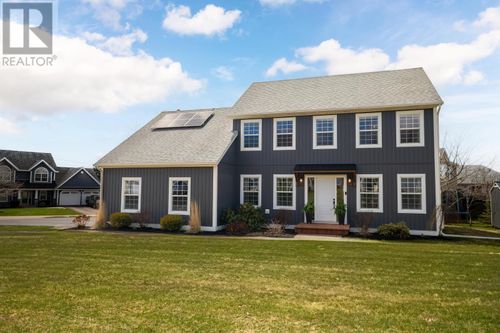 52 Fox Run Dr, Charlottetown, PE, C1E2J2 | Card Image