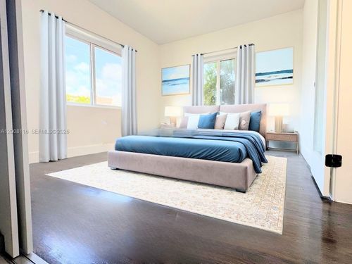 7-7325 Byron Ave, Miami Beach, FL, 33141-2645 | Card Image