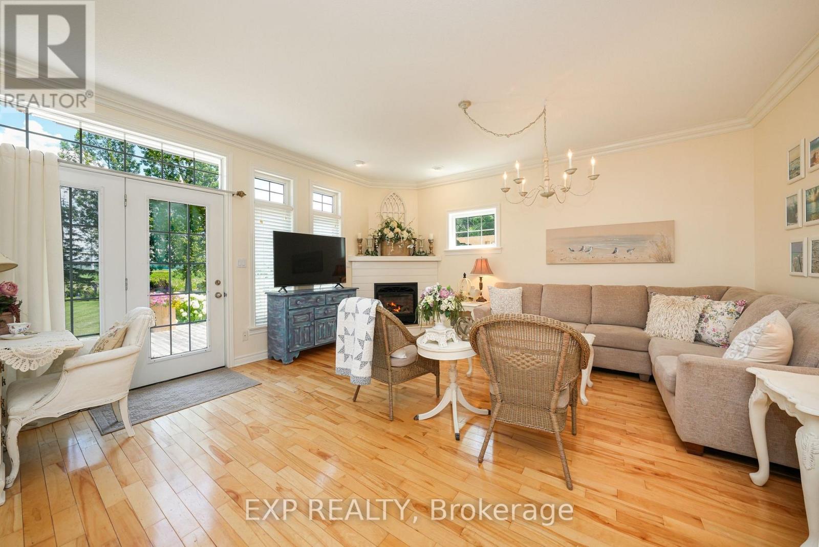 Residential in Bluewater (Hay) 5