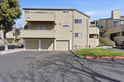 3115 Heather Ridge Dr, San Jose, CA, 95136-3713 | Card Image