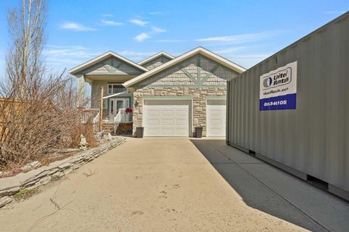 50 Thyrza Burkitt Place N, Lethbridge, AB, T1H5M5 | Card Image