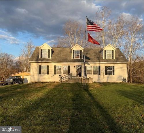 343 Dark Hollow Rd, SHERMANS DALE, PA, 17090-8205 | Card Image