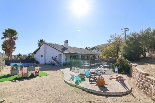 7525 Whitney Ave, House other with 4 bedrooms, 2 bathrooms and 3 parking in Yucca Valley CA | Image 25