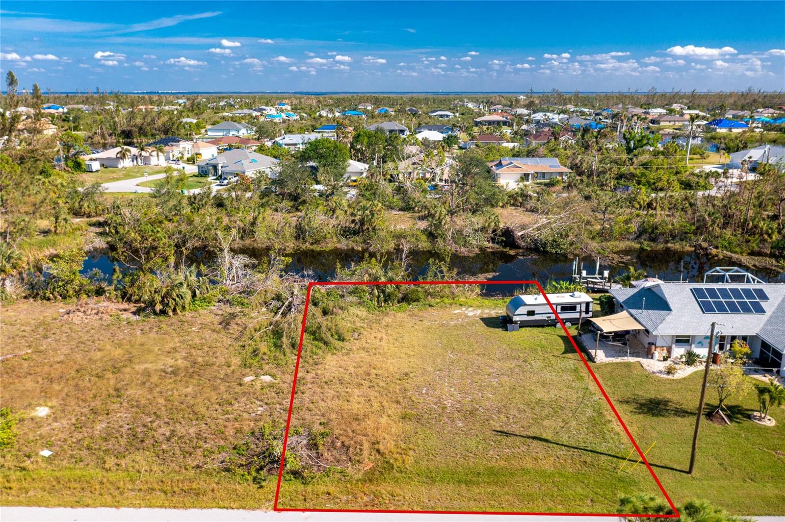 Land in PORT CHARLOTTE
