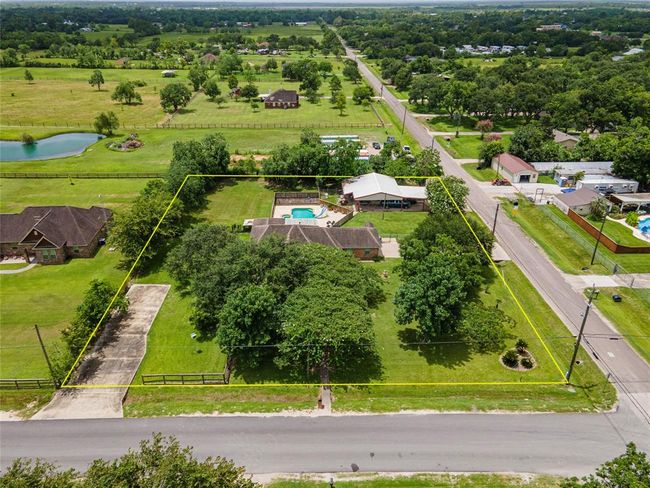 15631 Fir Rd, House other with 3 bedrooms, 2 bathrooms and 6 parking in Santa Fe TX | Image 38