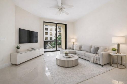 707-701 S Olive Ave, West Palm Beach, FL, 33401-6104 | Card Image