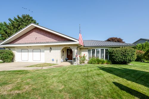 6909 Island Ct, Coloma, MI, 49038-9522 | Card Image