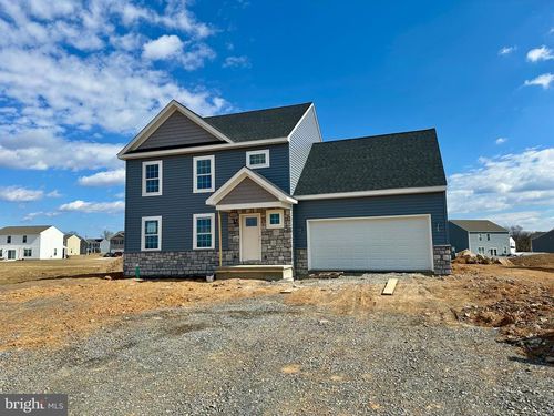 4 Stream Drive, CARLISLE, PA, 17013 | Card Image