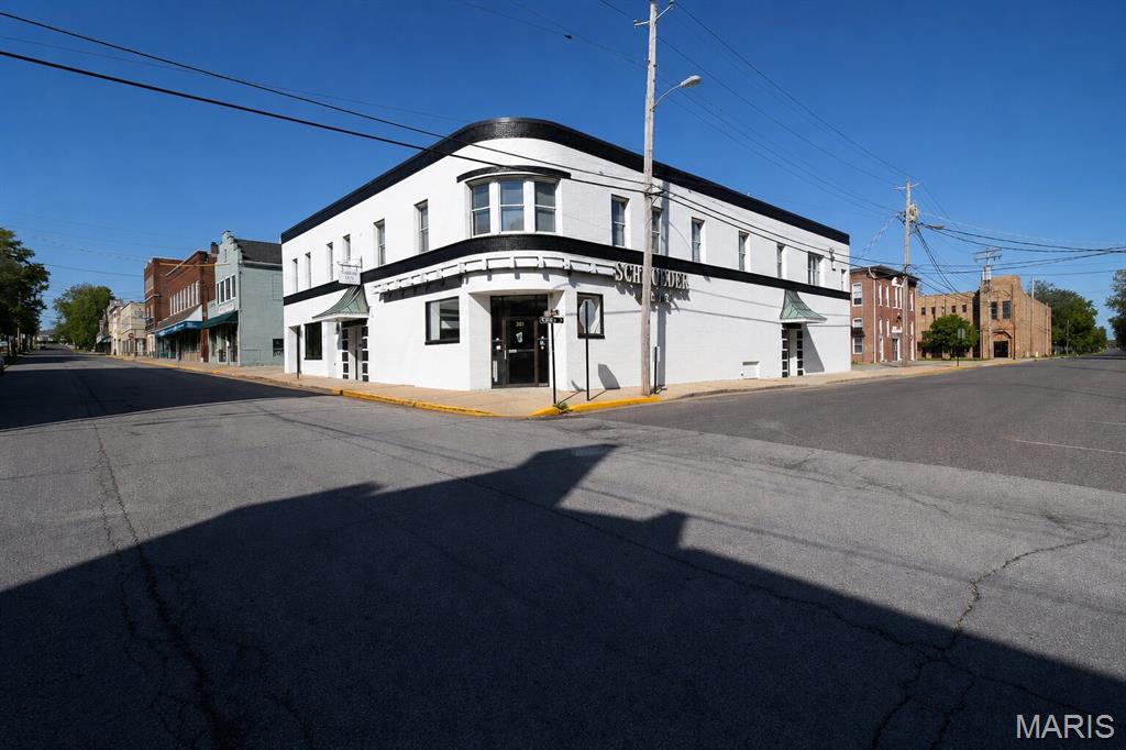 203 Elm St, Washington, MO 63090
