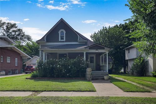519 S Lincoln Ave, Chanute, KS, 66720-2438 | Card Image