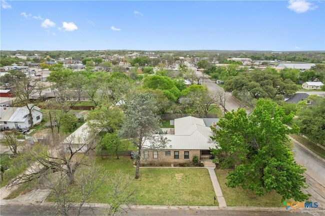 208 5 Th St, House other with 4 bedrooms, 3 bathrooms and null parking in Lampasas TX | Image 5